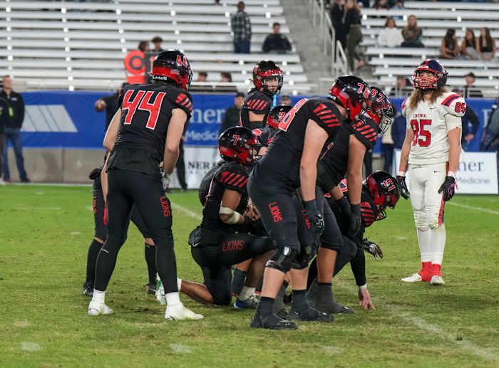 liberty centennial arizona aia football championship 2023 steven davis58